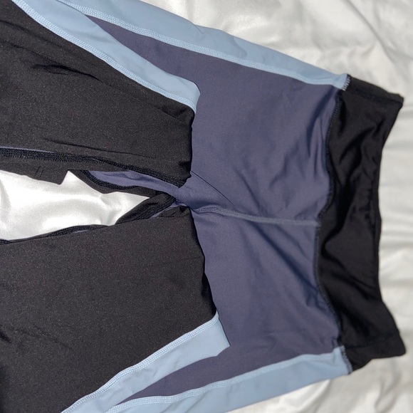 Leggings - Picture 3 of 9